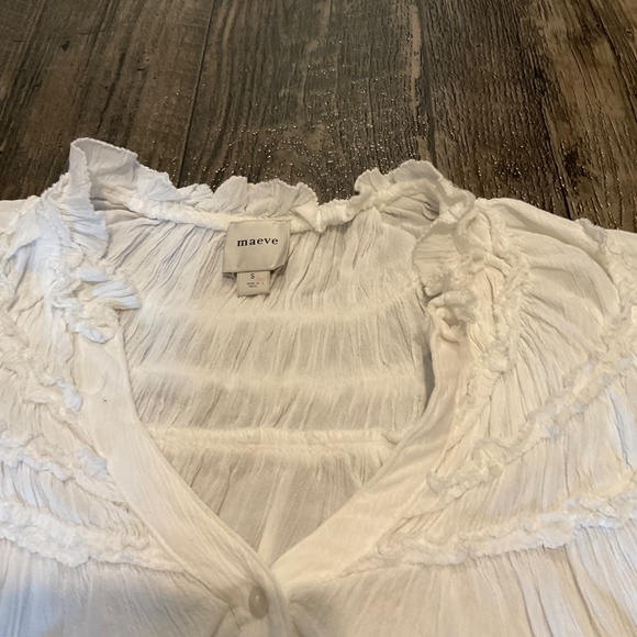 EUC, Maeve by Anthropologie, White short sleeve Ruffle Yoke Blouse, Size Small - Picture 5 of 6